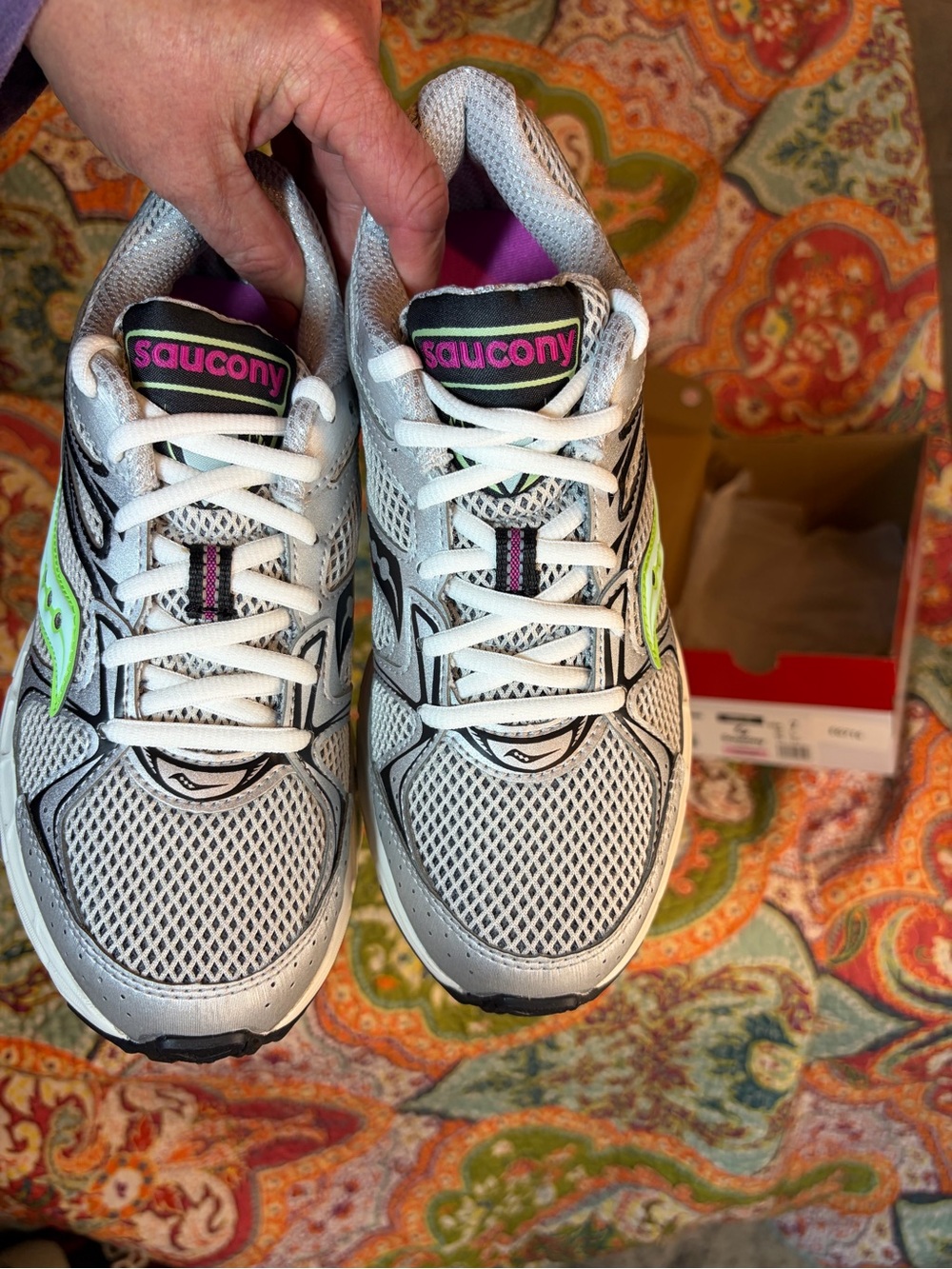 New Saucony Women's White Running Shoes with Neon Green & Pink Accents